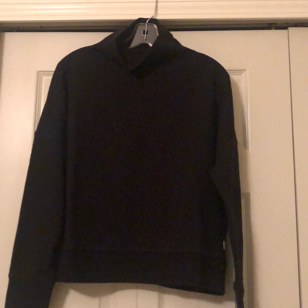 Black mock turtle neck sweatshirt